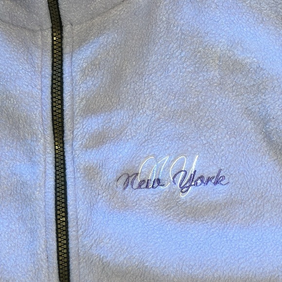 Tipsy Fleece - Picture 5 of 7